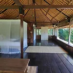 Villa Damai Shanti